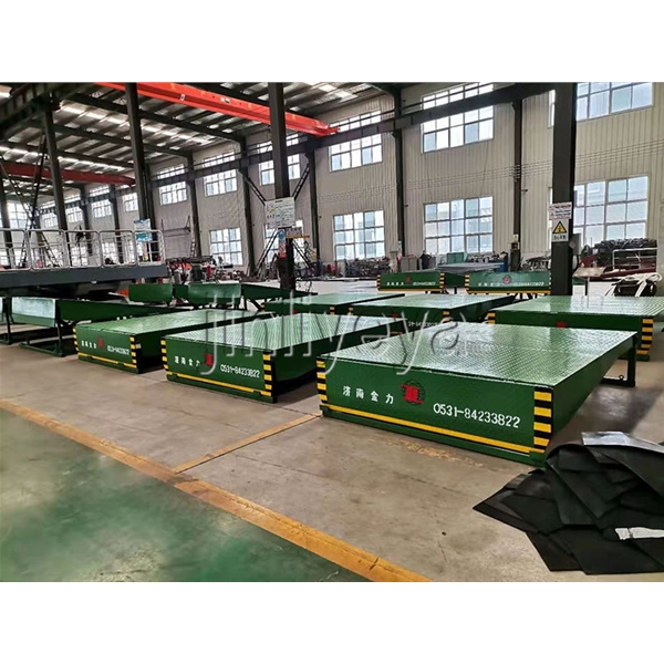 固（gù）定登車橋