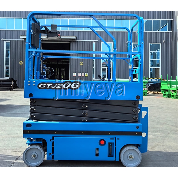 自行式升降平台