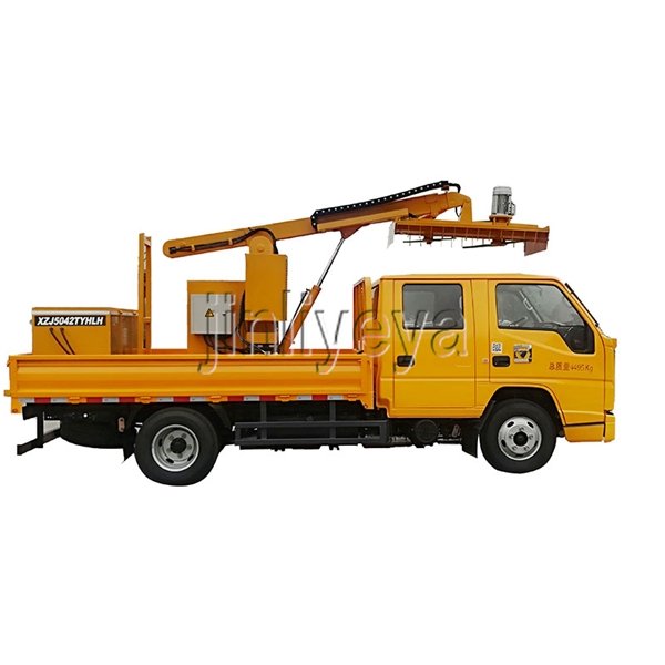 車載式綠（lǜ）籬修剪機